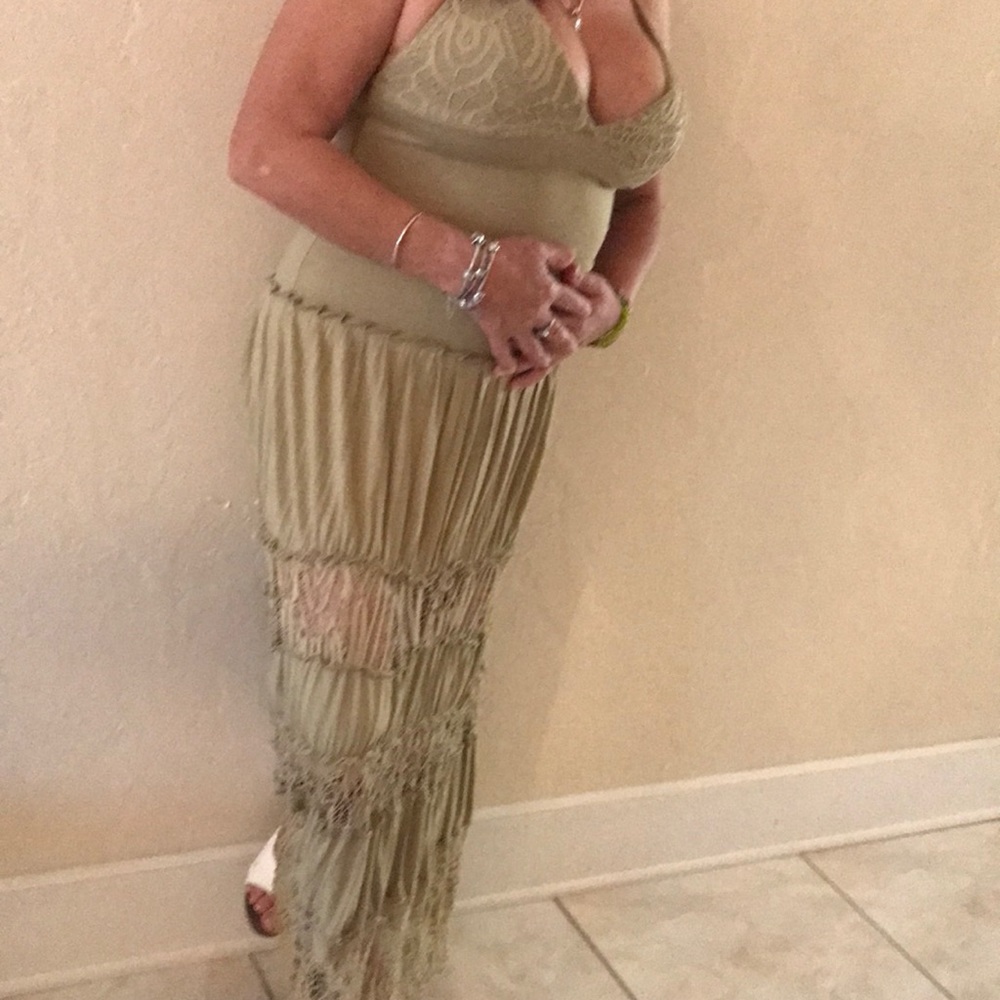 Olive green long ready for the beach